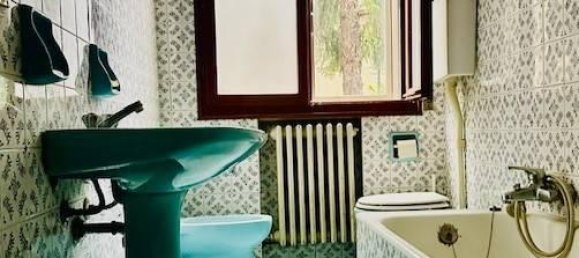 Вилла с 7 комнатами в Модена, Италия № 31946 9