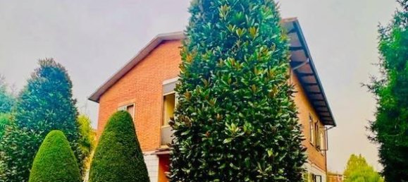 Вилла с 7 комнатами в Модена, Италия № 31946 12