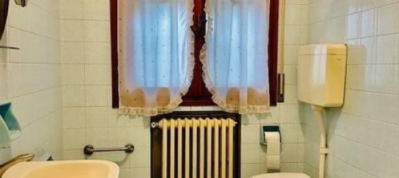 Вилла с 7 комнатами в Модена, Италия № 31946 8