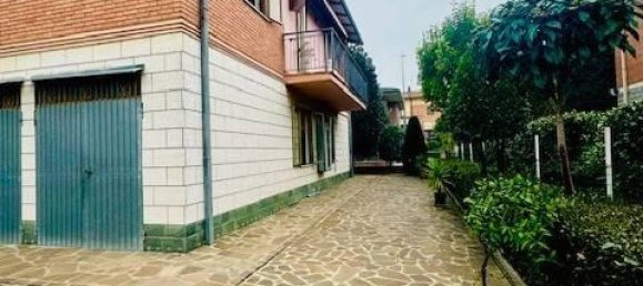 Вилла с 7 комнатами в Модена, Италия № 31946 19