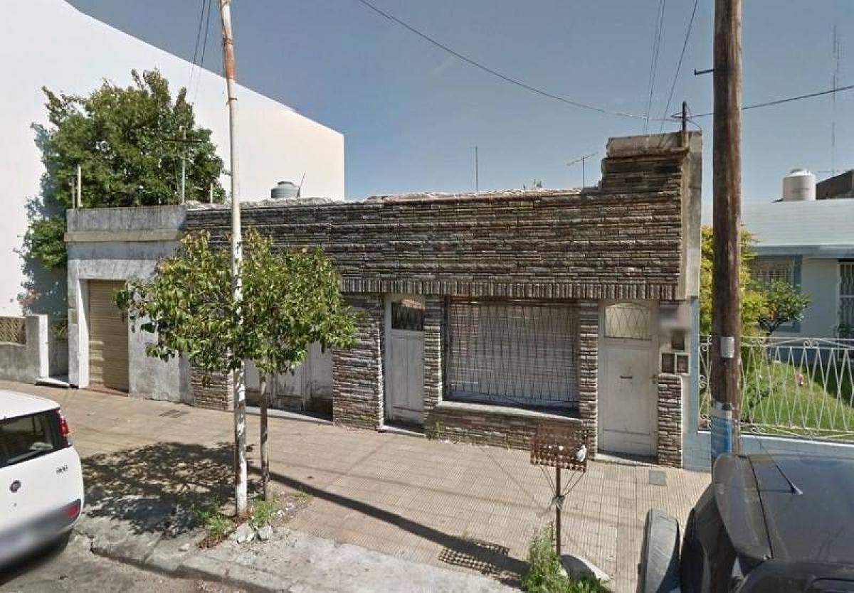 Grundstück in Bermudez, Argentina 75m², Nr. 39193