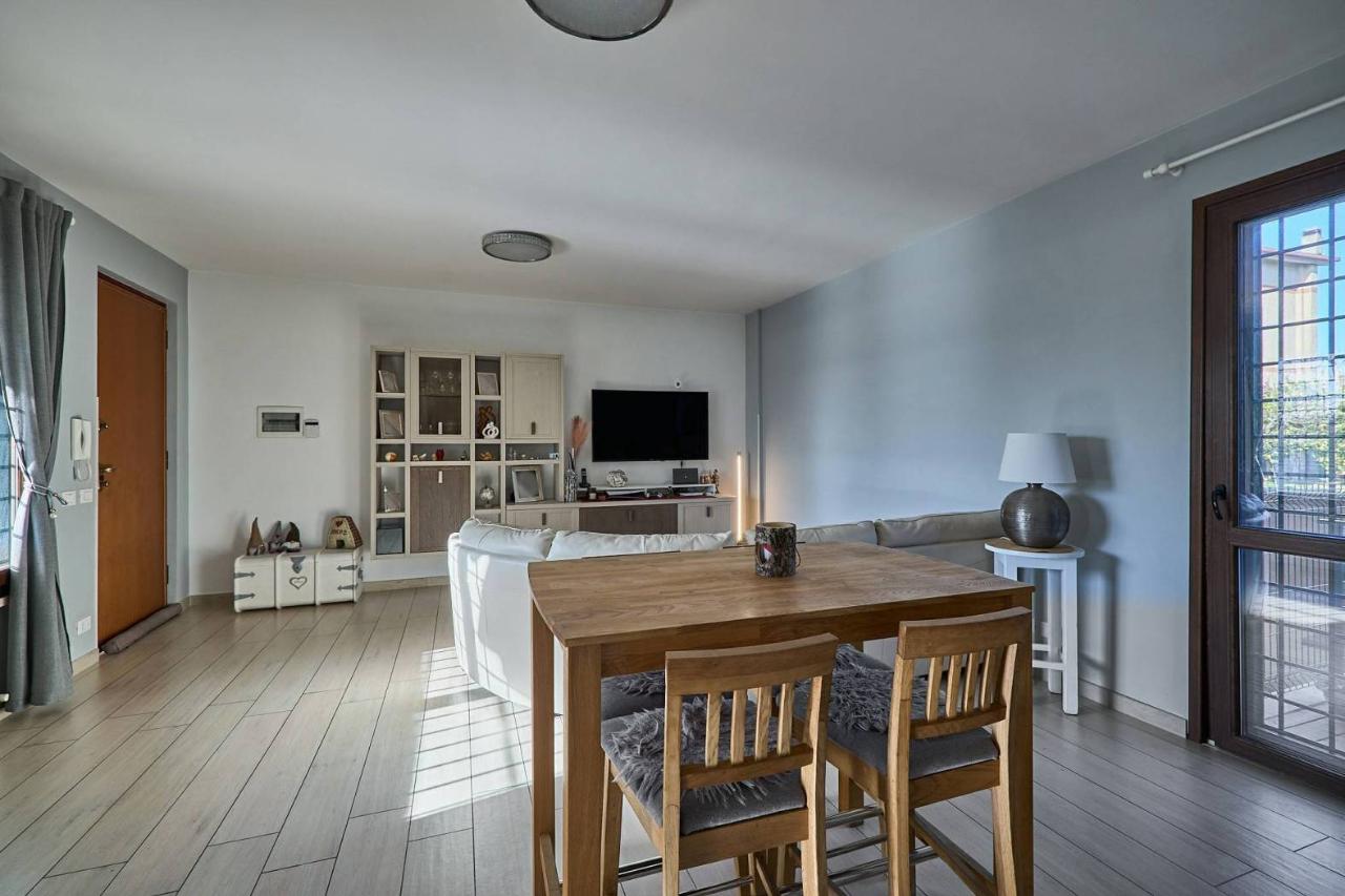 5 rooms Villa in Rome, Italy No. 70627