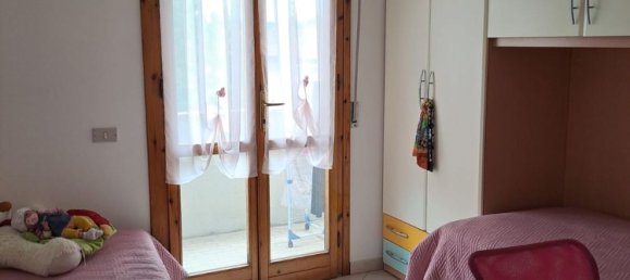 5 rooms Duplex in Ponsacco, Italy No. 46274 11