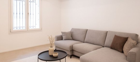 8 rooms House in Cattolica, Italy No. 306425 2