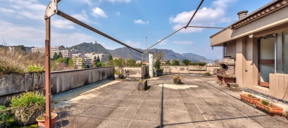 5 rooms Penthouse in Como, Italy No. 308086 16