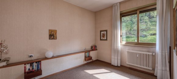 5 rooms Penthouse in Como, Italy No. 308086 9