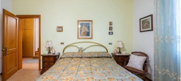 4 bedrooms House in Poviglio, Italy No. 289478 36