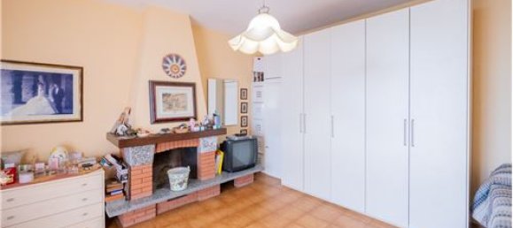 4 bedrooms House in Poviglio, Italy No. 289478 27