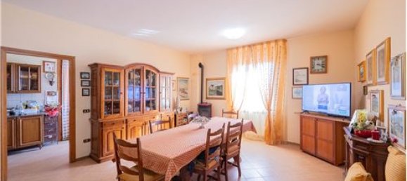 4 bedrooms House in Poviglio, Italy No. 289478 24