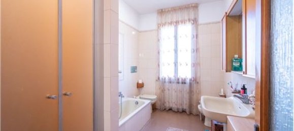 4 bedrooms House in Poviglio, Italy No. 289478 39