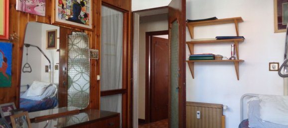 5 rooms Apartment in Rome, Italy No. 197377 11