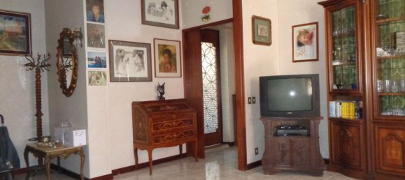5 rooms Apartment in Rome, Italy No. 197377 37