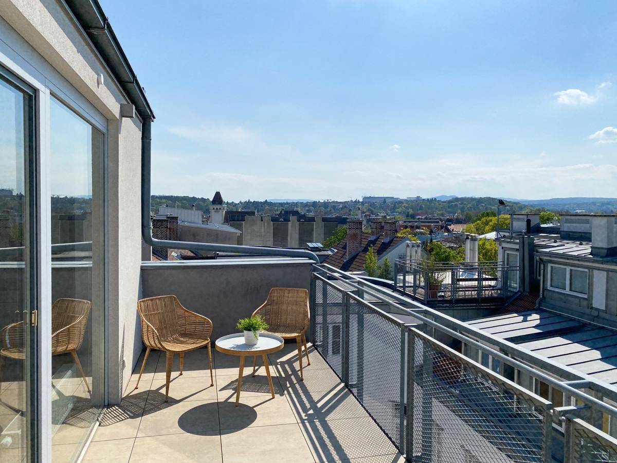 3 rooms Duplex in Penzing, Austria No. 184118