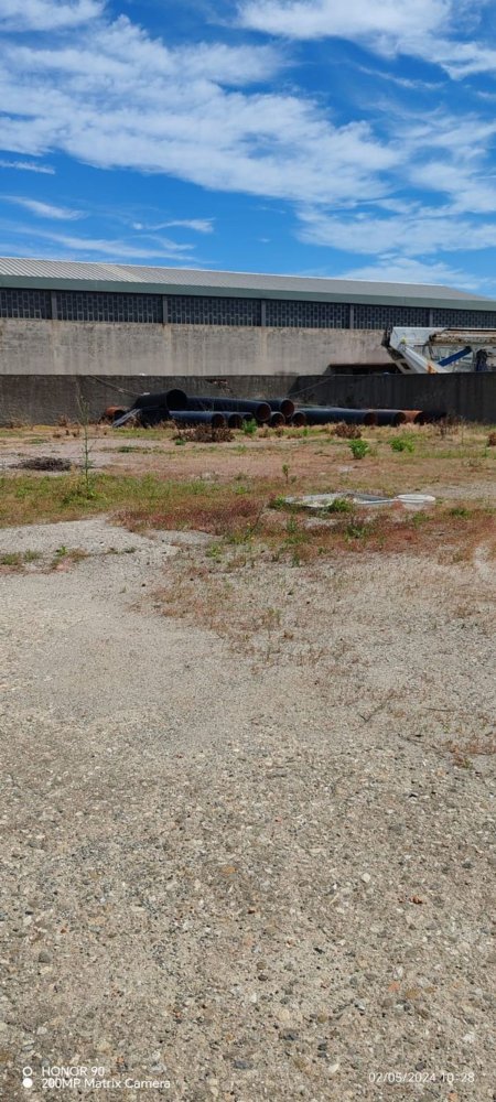 Lagerhaus in Venetico, Italy 3000m², Nr. 126082