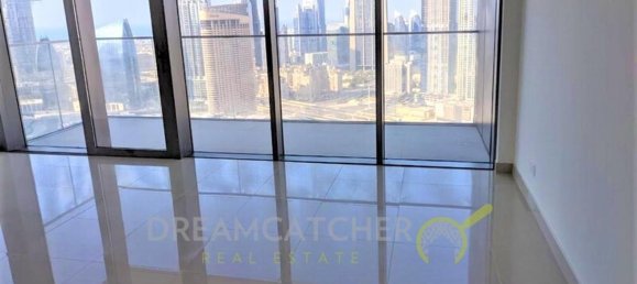 Apartamento T3 em Dubai, UAE N.º 1381 2