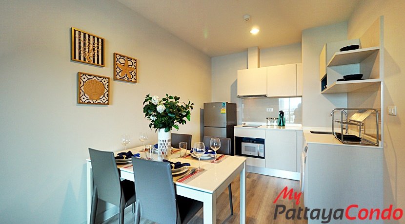 2 bedrooms Condo in Pattaya, Thailand No. 61384