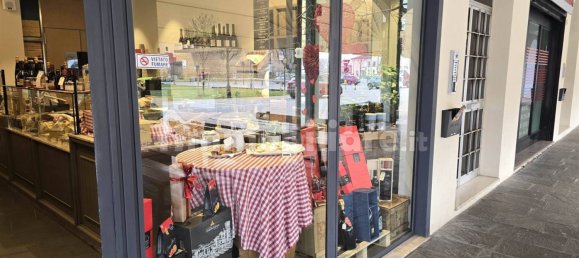 Imóvel comercial de 2 divisões em Reggiolo, Italy N.º 226887 2