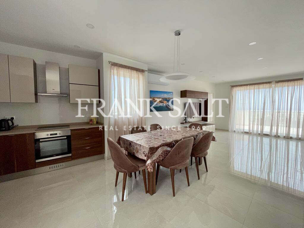 2 bedrooms Penthouse in Kalkara, Malta No. 11115