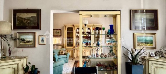 4 bedrooms Apartment in Catania, Italy No. 262945 6