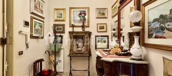 4 bedrooms Apartment in Catania, Italy No. 262945 4