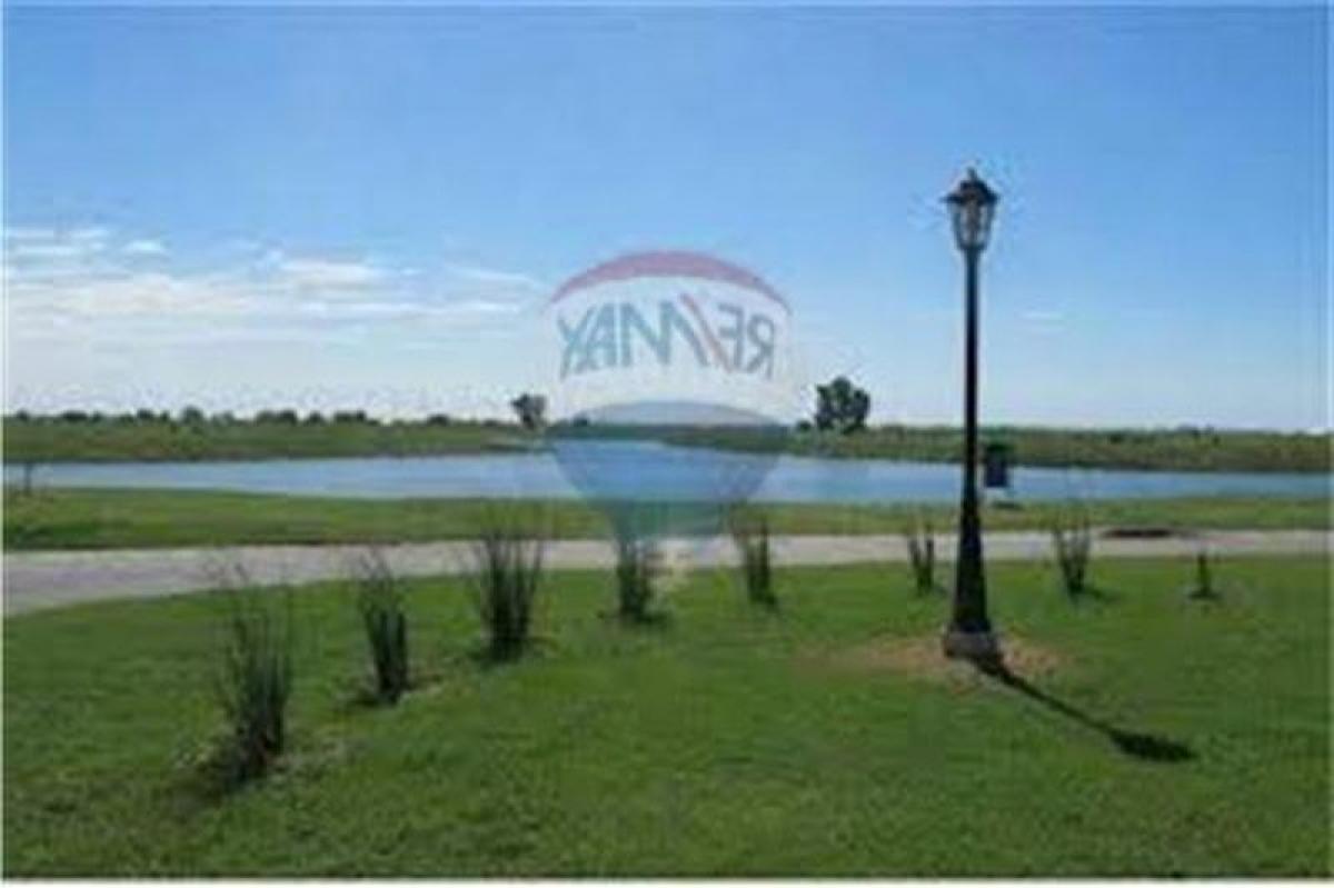 Grundstück in Escobar, Argentina, Nr. 33441