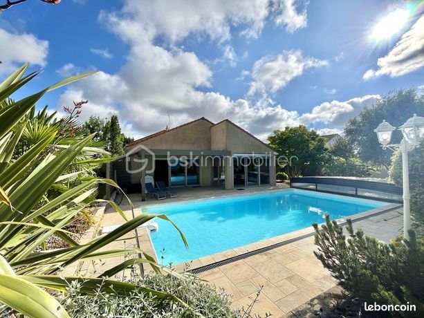 Дом с 6 спальнями в Мен и Луара, Франция № 312808