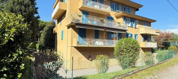2 bedrooms Apartment in Calco, Italy No. 374306 3