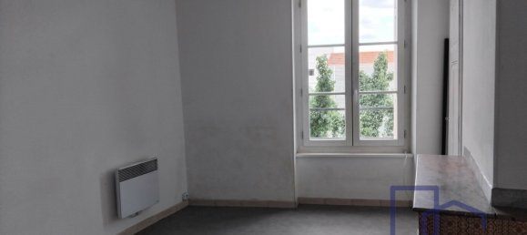 Квартира с 1 спальней в Сент-Этьен, Франция № 308773 3