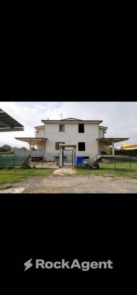 3 bedrooms Villa in Soveria Simeri, Italy No. 344205