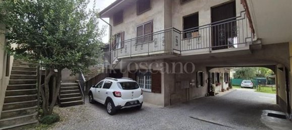 4 rooms House in Figino Serenza, Italy No. 306748 3