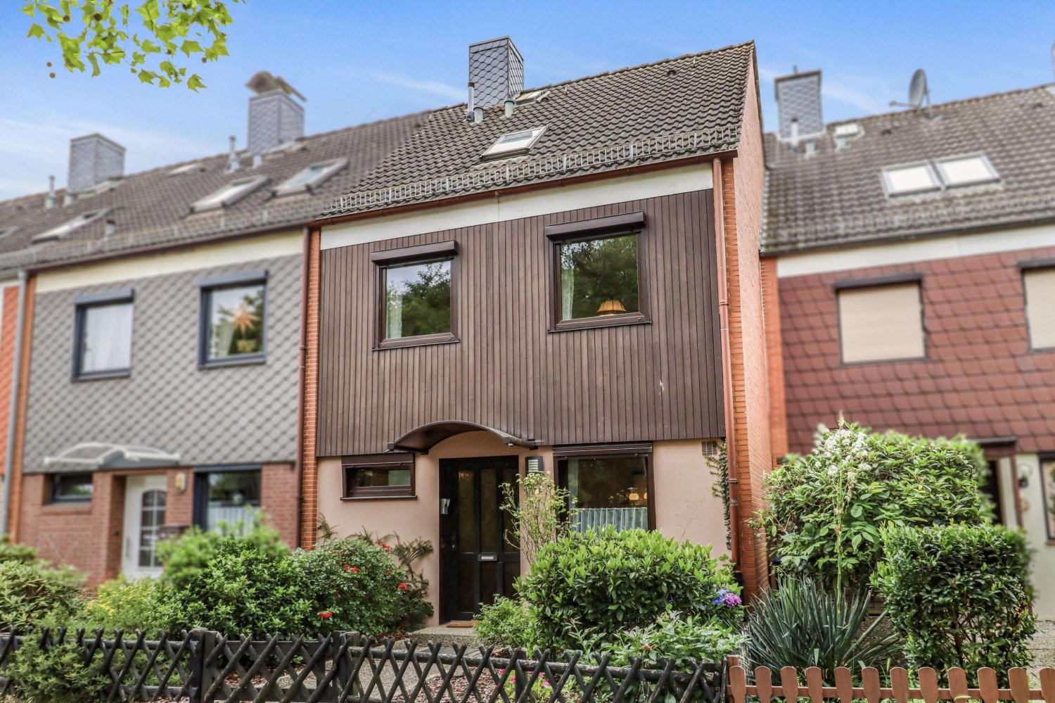 6 rooms Townhouse in Bremen, Germany No. 244468