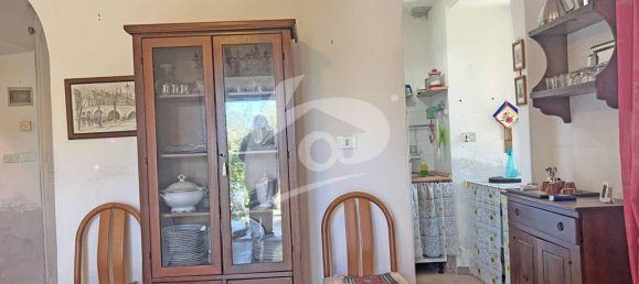 3 Schlafzimmer Haus in Cocquio-Trevisago, Italy, Nr. 291203 19