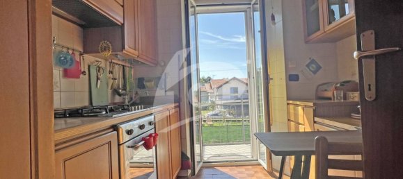 3 Schlafzimmer Haus in Cocquio-Trevisago, Italy, Nr. 291203 36