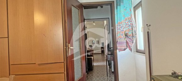 3 Schlafzimmer Haus in Cocquio-Trevisago, Italy, Nr. 291203 39