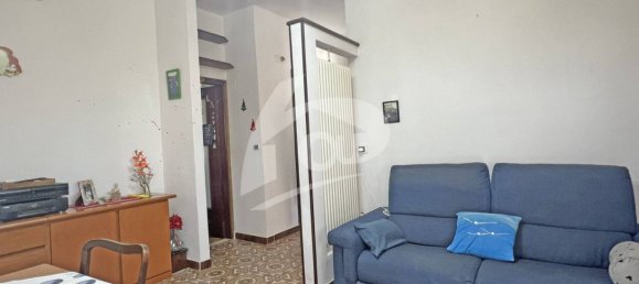3 Schlafzimmer Haus in Cocquio-Trevisago, Italy, Nr. 291203 24