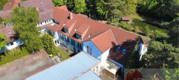 Granja de 74 habitaciónes en Harburg, Germany No. 334718 4