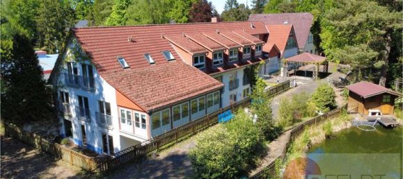 Granja de 74 habitaciónes en Harburg, Germany No. 334718 2