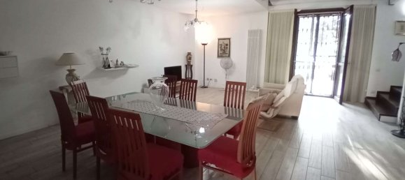 4 bedrooms Apartment in Buccinasco, Italy No. 357390 11