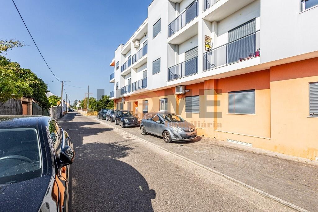 3 chambres Appartement à Almeirim, Portugal No. 211518