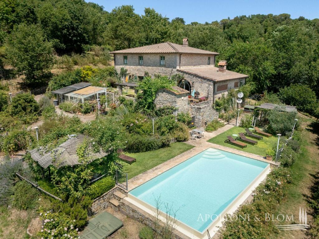 5 bedrooms House in Gaiole in Chianti, Italy No. 57122