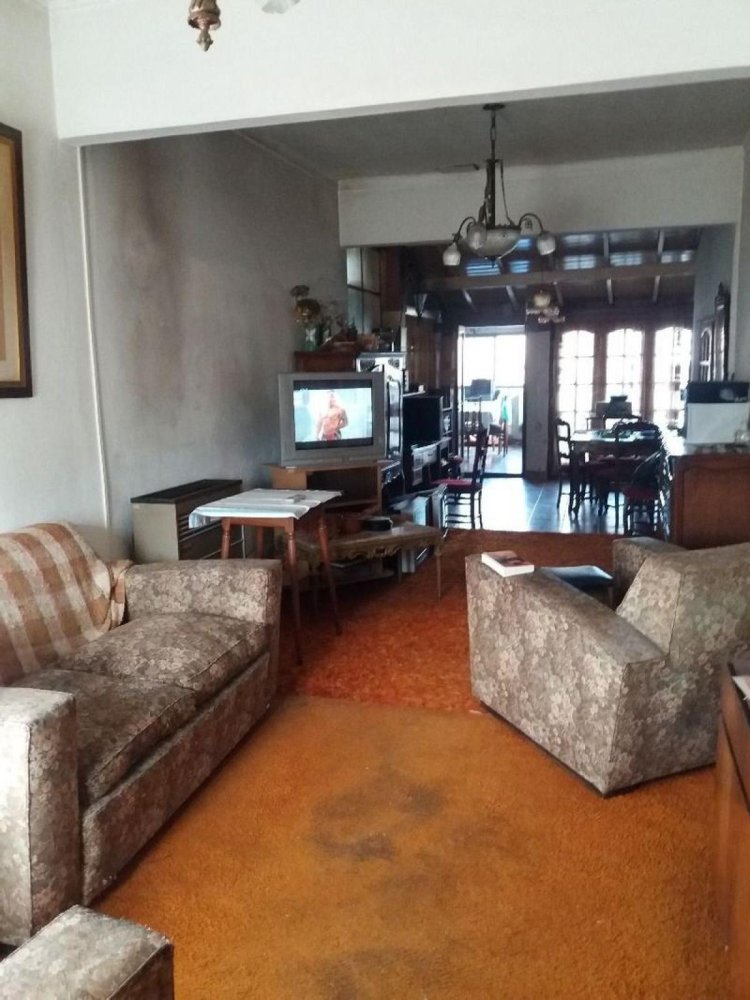 3 bedrooms House in Mar del Plata, Argentina No. 102189