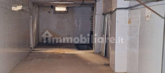 Entrepôt à Bari, Italy 96m² No. 103750 3