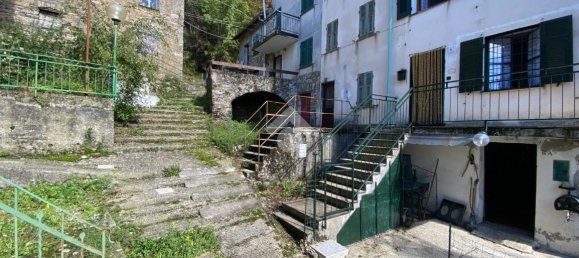 4 rooms House in Torriglia, Italy No. 120286 2