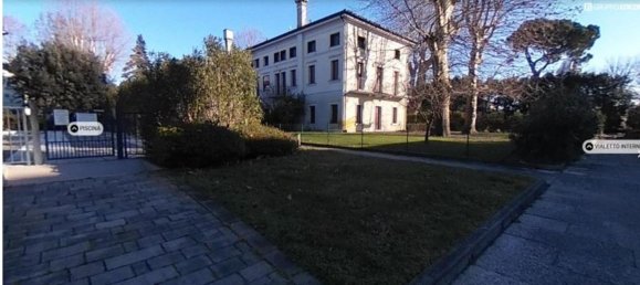 4 rooms Apartment in Jesolo, Italy No. 16144 13