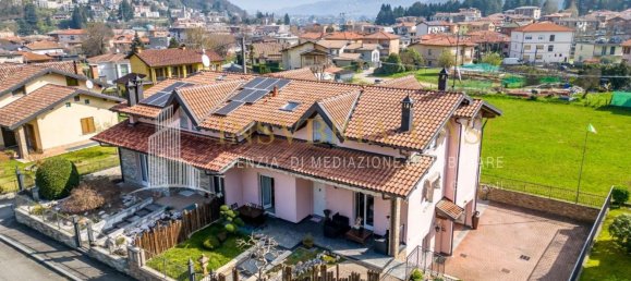 5-salle Villa à Lavena Ponte Tresa, Italy No. 73409 8