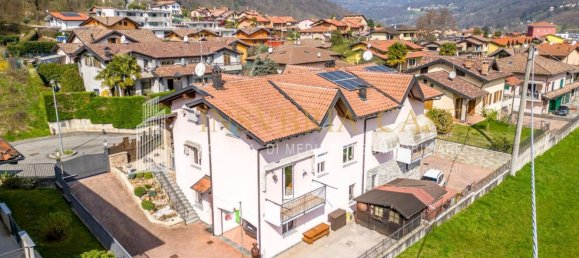 5-salle Villa à Lavena Ponte Tresa, Italy No. 73409 49