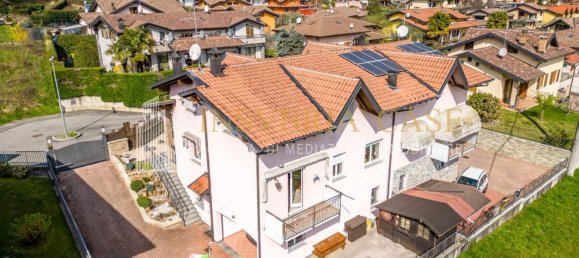 5-salle Villa à Lavena Ponte Tresa, Italy No. 73409 46