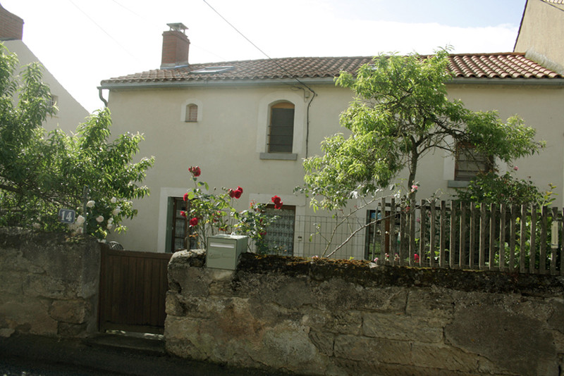 Castelos T3 em Clere-sur-Layon, France N.º 99898