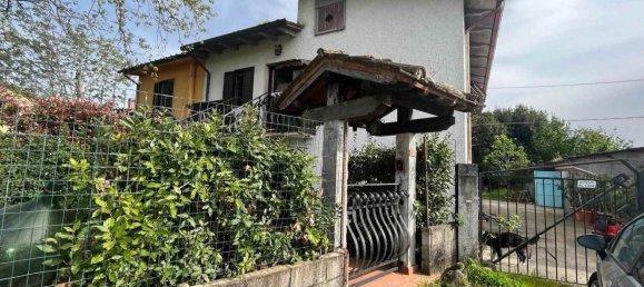 Casa de 10 habitaciónes en Montecarlo, Italy No. 12638 13