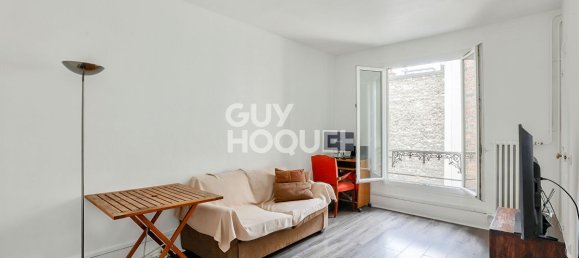 2 chambres Appartement à Paris, France No. 176445 2